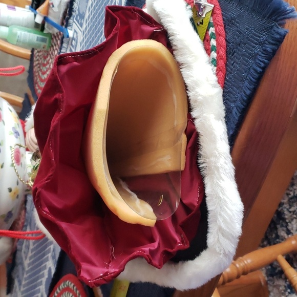 SANTA CLAUS TREE TOP  Are on the TABLE - Picture 13 of 13